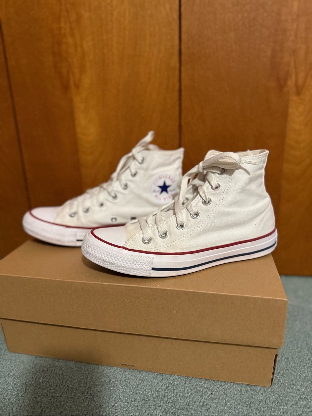 🔥Converse Chuck Taylor High Tops White Womens 7 EUC!!